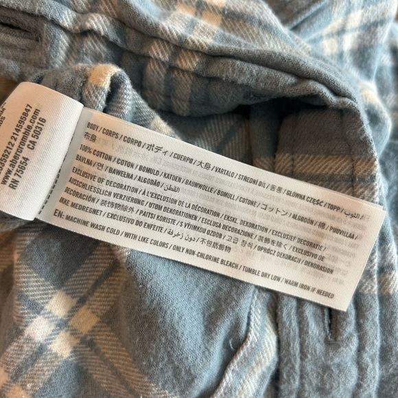 Hollister blue flannel size small - Picture 6 of 6